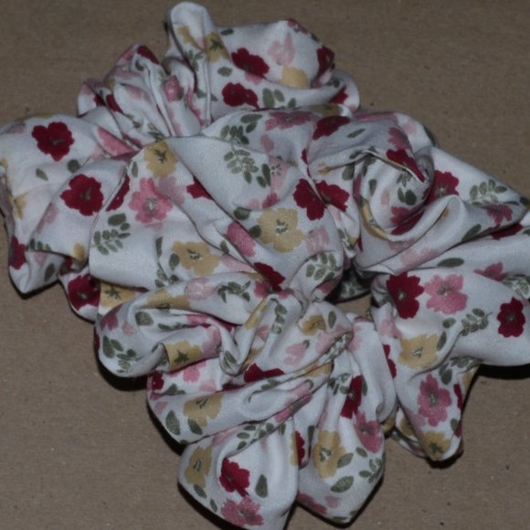 Spring Collection Scrunchies - Picture 12 of 12